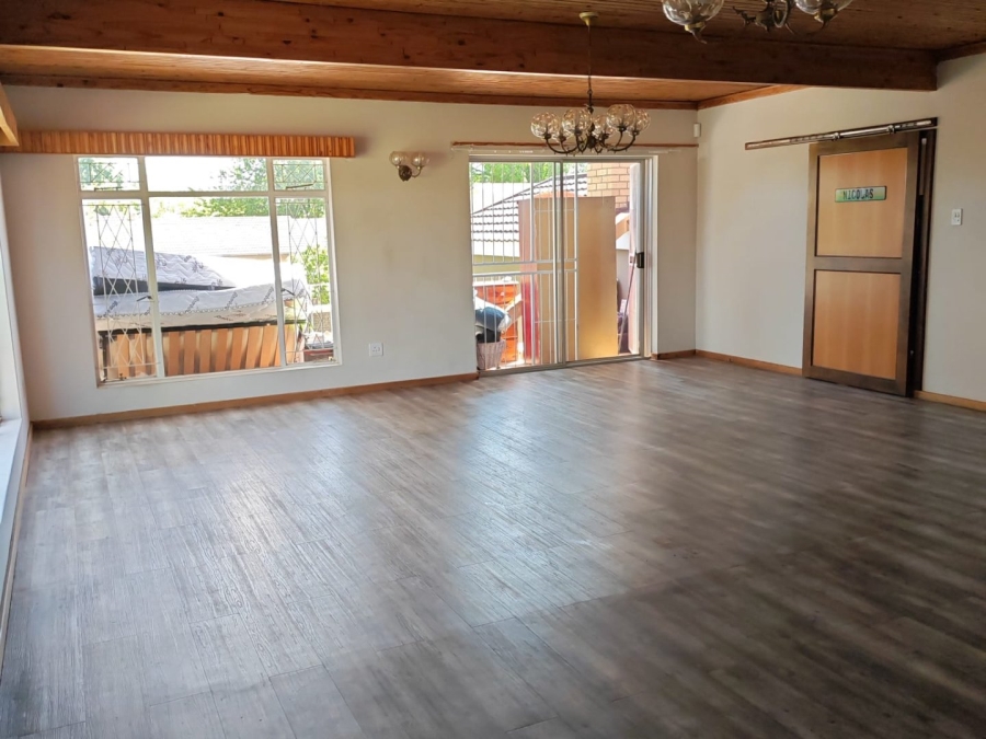 4 Bedroom Property for Sale in Panorama Free State
